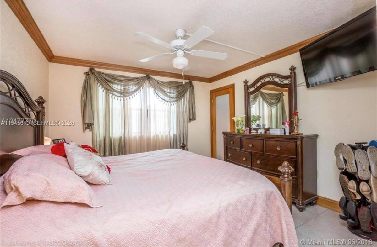Apartment for rent at 7090 NW 179th St #209, Hialeah, FL 33015