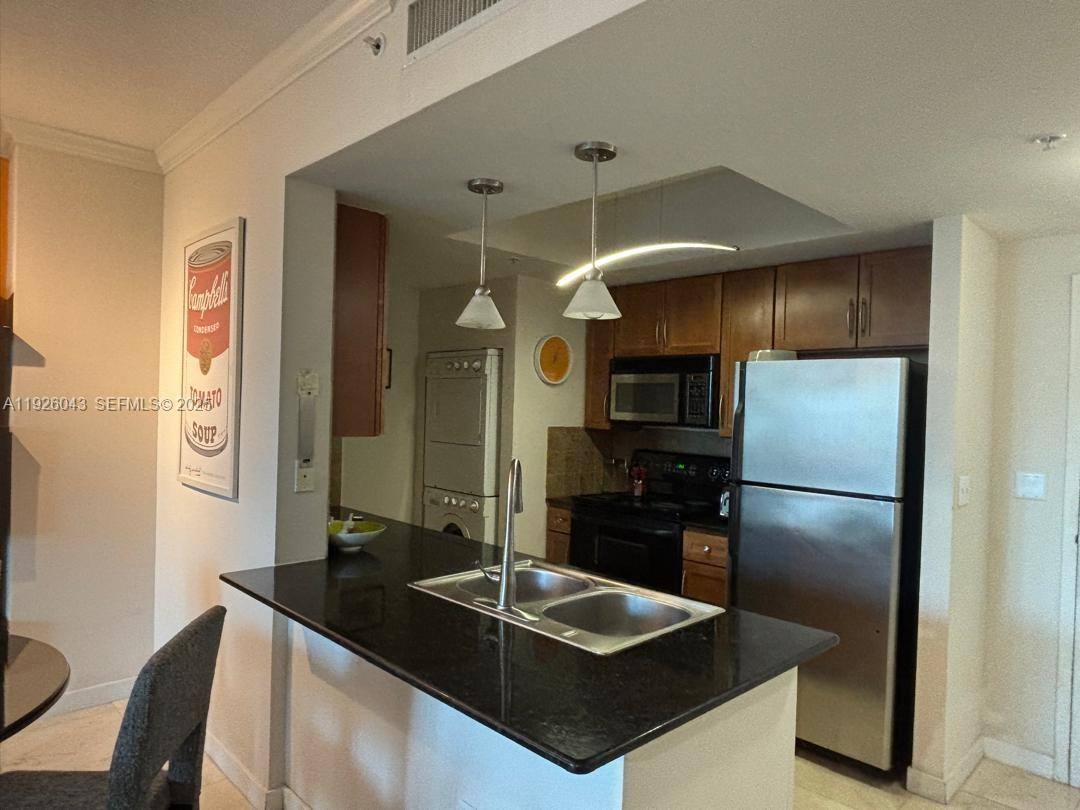 Apartment for rent at 2000 N Bayshore Dr #318, Miami, FL 33137