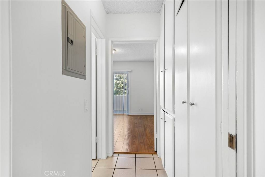 Apartment for rent at 4924 Kester Ave #16, Sherman Oaks, CA 91403