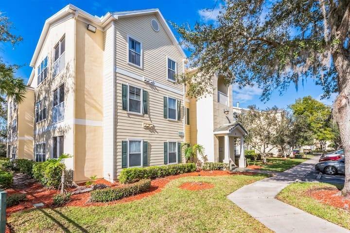 Condo for rent at 18565 Bridle Club Dr, Tampa, FL 33647