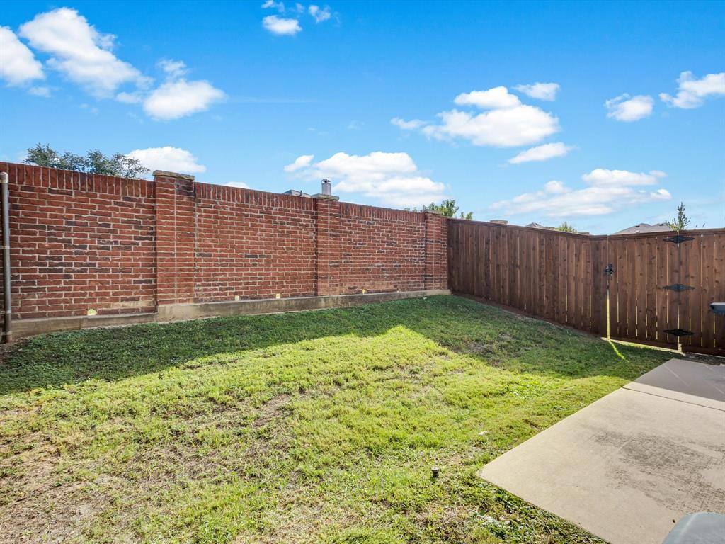 Townhouse for rent at 2700 Club Ridge Dr #34, Lewisville, TX 75067
