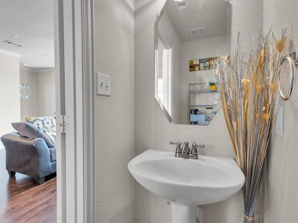 Townhouse for rent at 2700 Club Ridge Dr #34, Lewisville, TX 75067