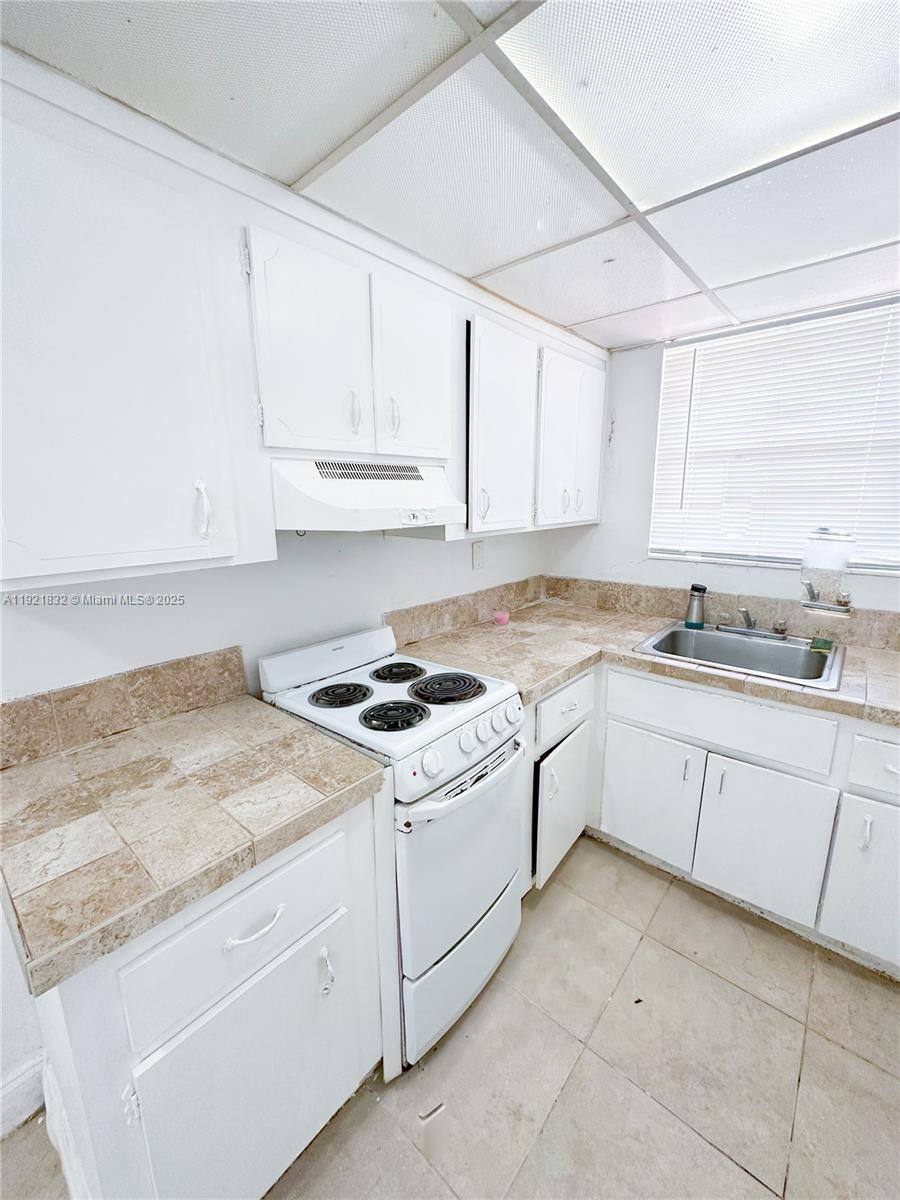 Apartment for rent at 12275 NE 19th Ave #11, Miami, FL 33181