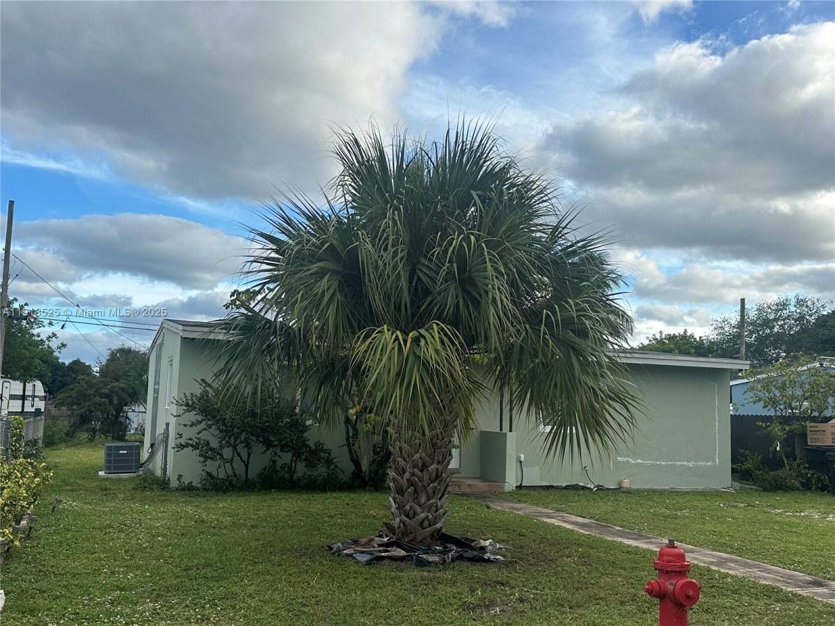 Apartment for rent at 1308 NW 13th Court, Fort Lauderdale, FL 33311