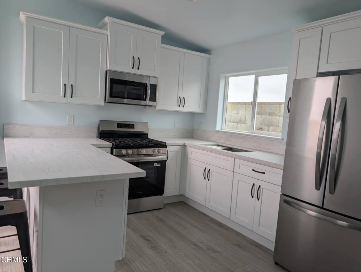 Apartment for rent at 2220 Joyce Place #2, Oxnard, CA 93033