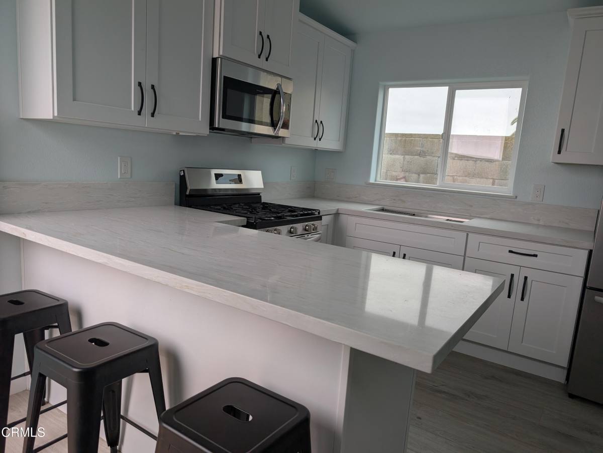 Apartment for rent at 2220 Joyce Place #2, Oxnard, CA 93033