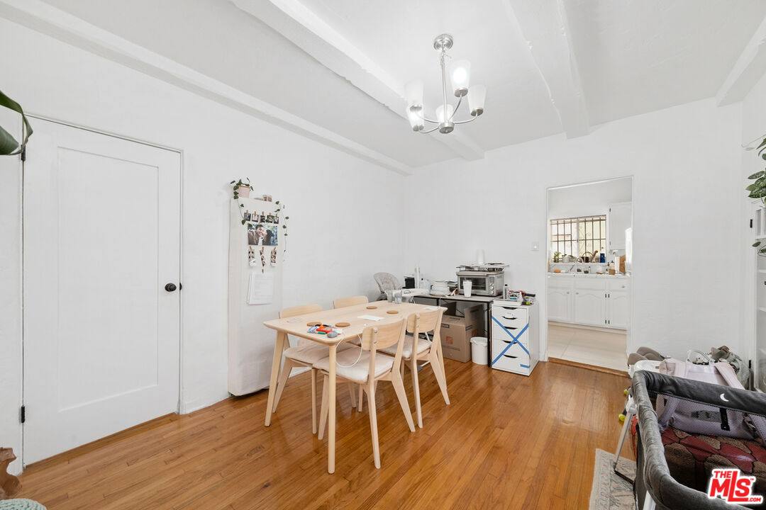 Apartment for rent at 8544 Saturn St, Los Angeles, CA 90035