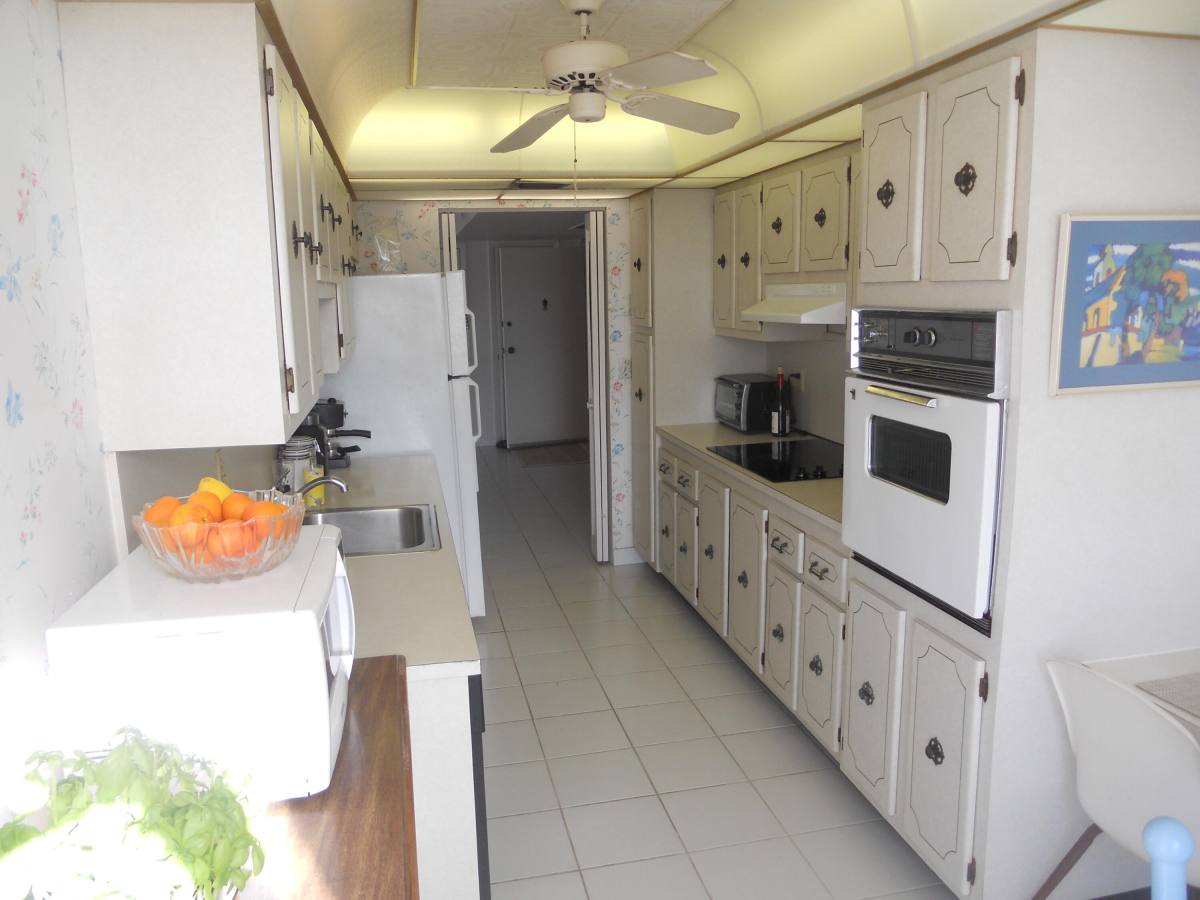 Apartment for rent at 3456 S Ocean Blvd #705, Palm Beach, FL 33480