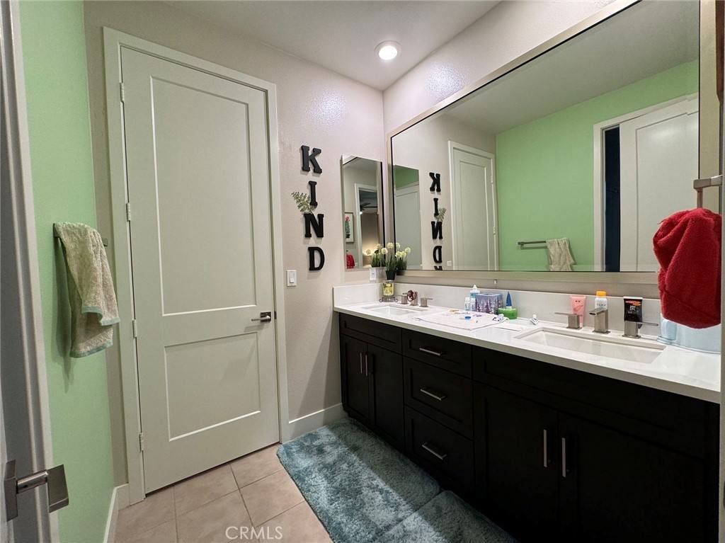 Apartment for rent at 71 Cartwheel #71, Irvine, CA 92618