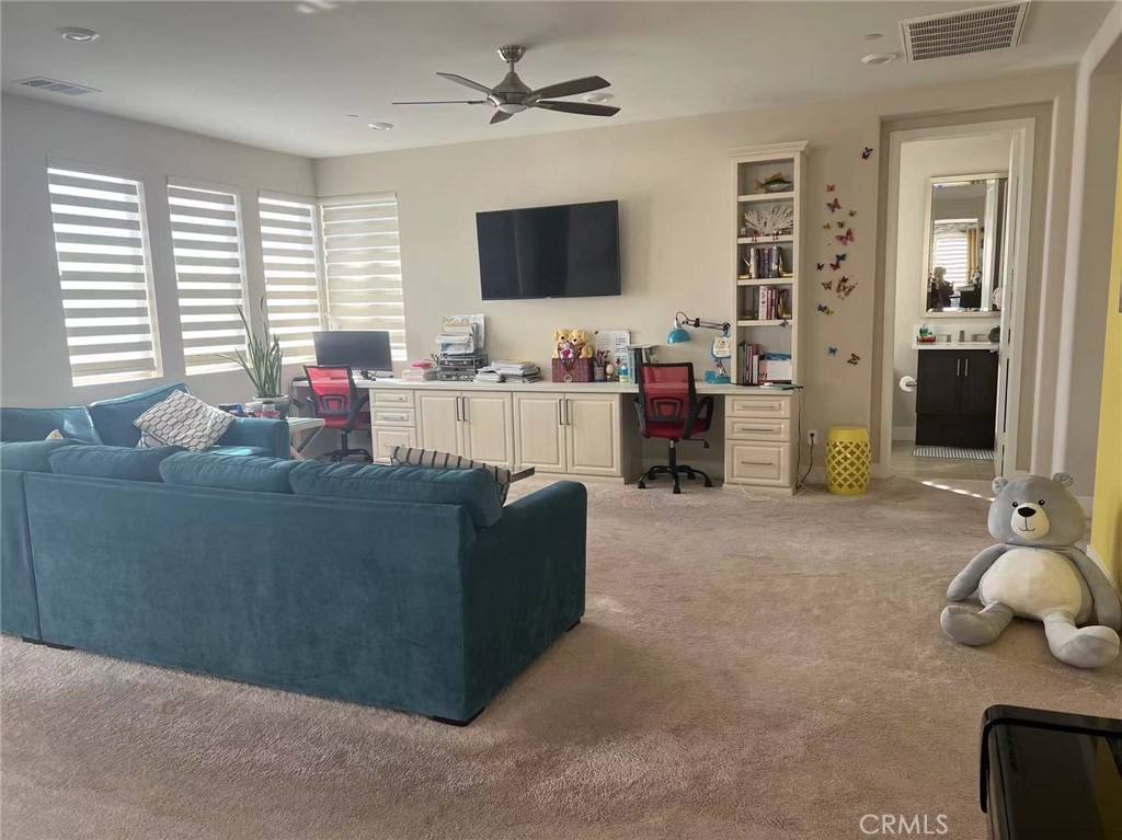 Apartment for rent at 71 Cartwheel #71, Irvine, CA 92618
