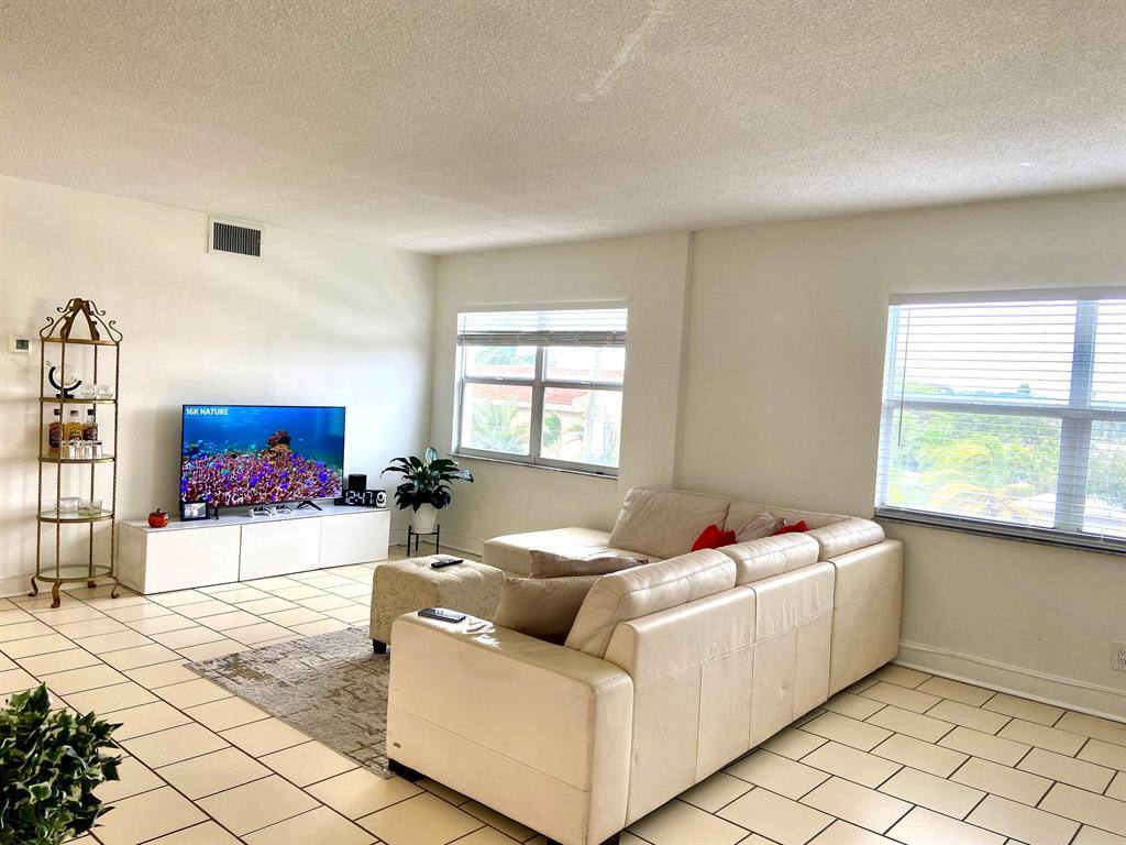 Condo for rent at 2555 NE 11th St #402, Fort Lauderdale, FL 33304