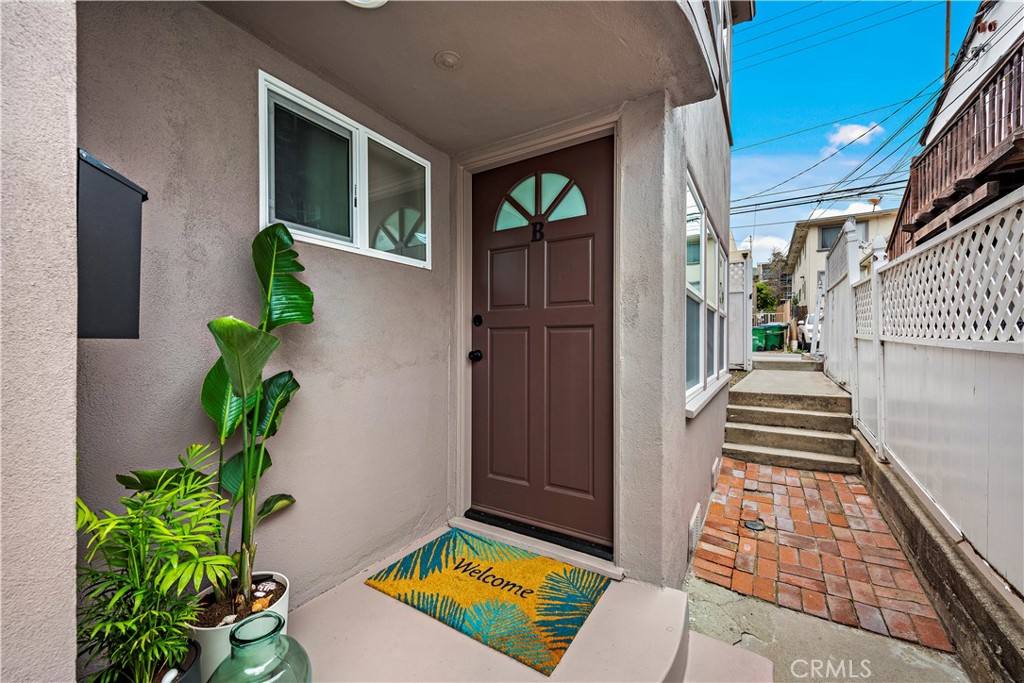 Apartment for rent at 432 N Coast Highway 432B, Laguna Beach, CA 92651