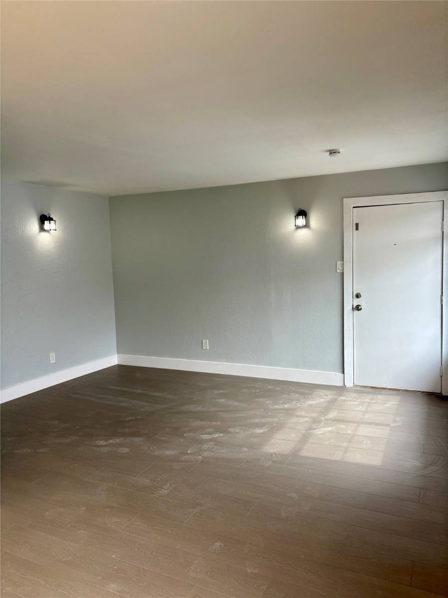 Apartment for rent at 1125 Ann #11, Pasadena, TX 77506