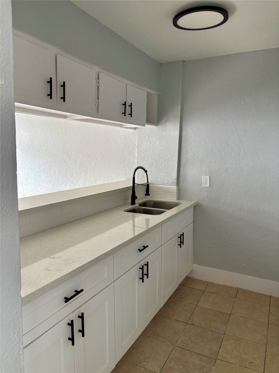 Apartment for rent at 1125 Ann #11, Pasadena, TX 77506