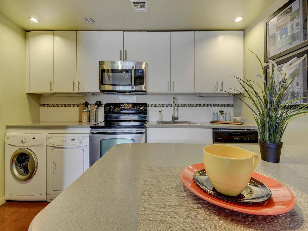 Apartment for rent at 2408 Leon St #304, Austin, TX 78705