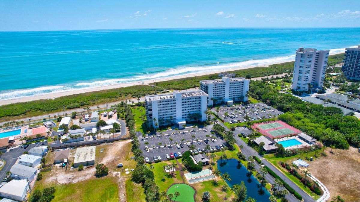 Condo for rent at 5061 N Highway A1a #404, Fort Pierce, FL 34949