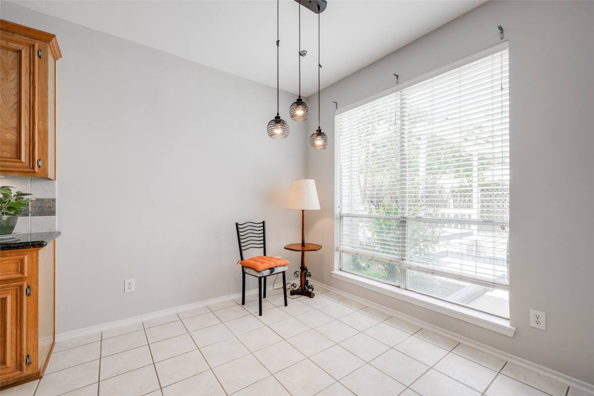 Apartment for rent at 12414 N Shadow Cove Dr, Houston, TX 77082