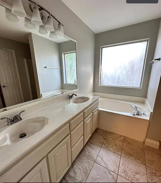 Apartment for rent at 6116 Silkcrest Trail, Arlington, TX 76017