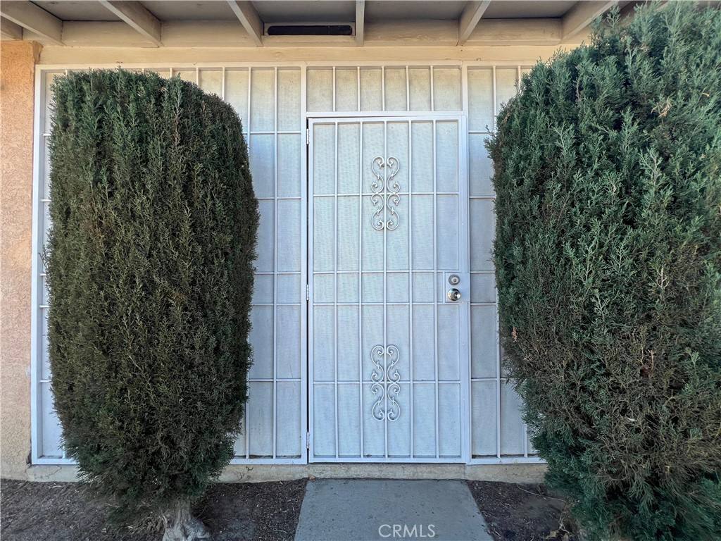 Apartment for rent at 15558 Del Rey Dr, Victorville, CA 92395