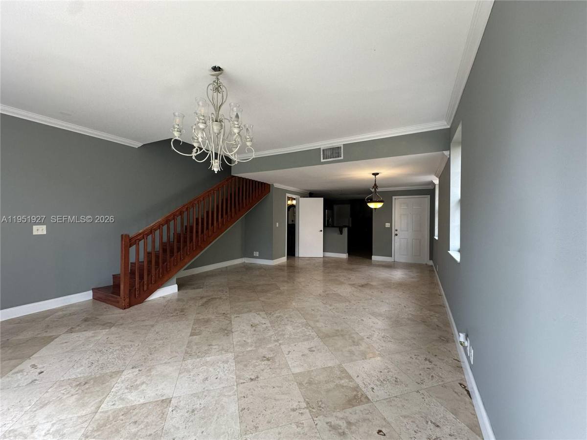 Townhouse for rent at 1402 Veracruz Lane, Fort Lauderdale, FL 33327