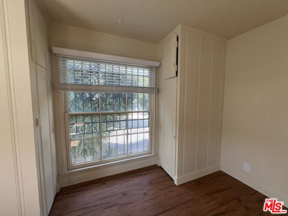 Apartment for rent at 1306 1 2 S Mansfield Ave, Los Angeles, CA 90016