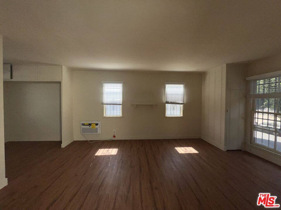 Apartment for rent at 1306 1 2 S Mansfield Ave, Los Angeles, CA 90016