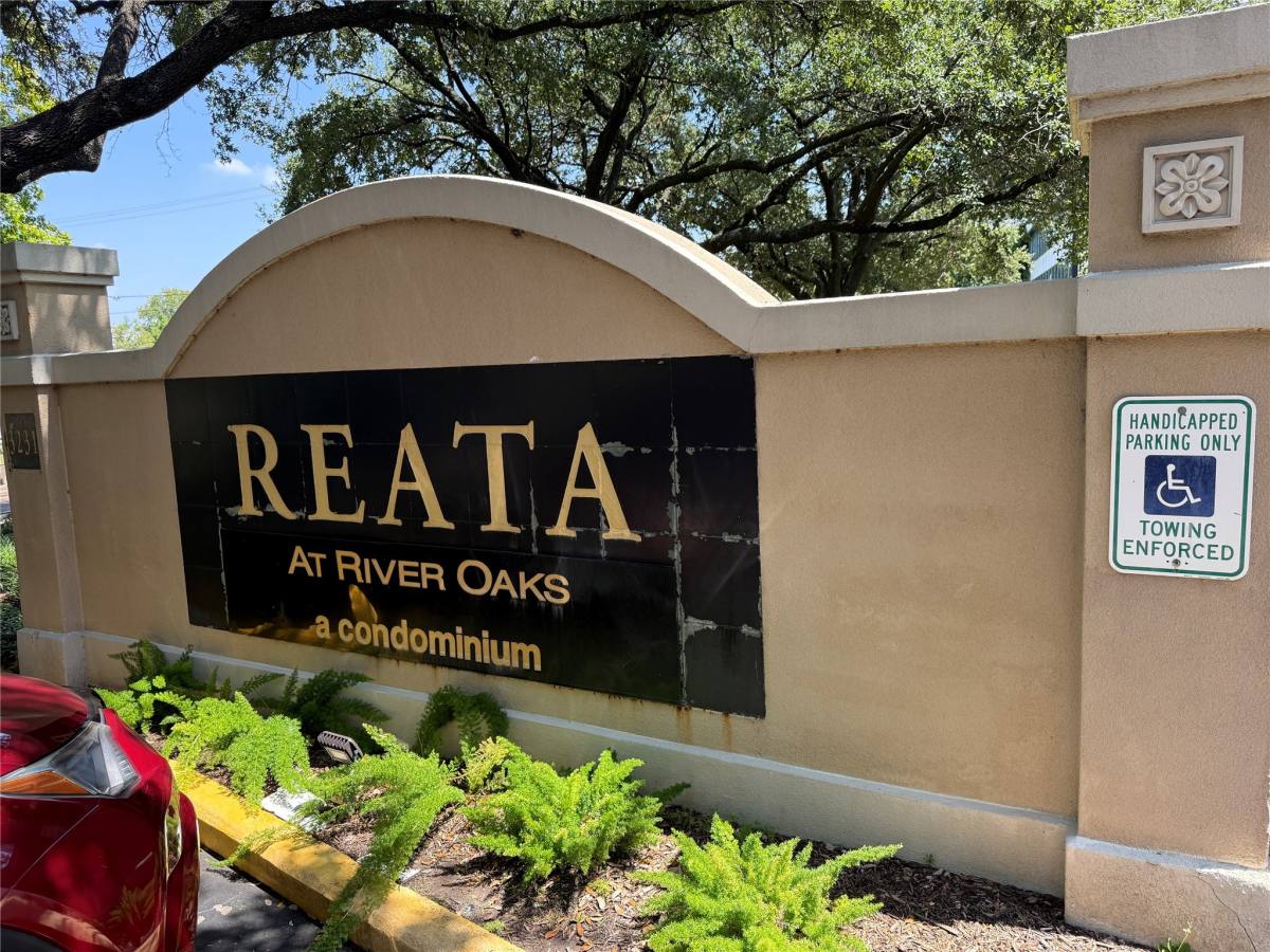 Condo for rent at 3231 Allen Parkway #2201, Houston, TX 77019