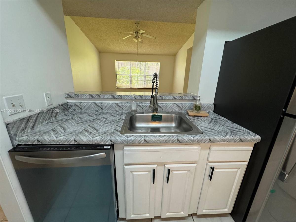 Apartment for rent at 4341 W McNab Rd #27, Pompano Beach, FL 33069