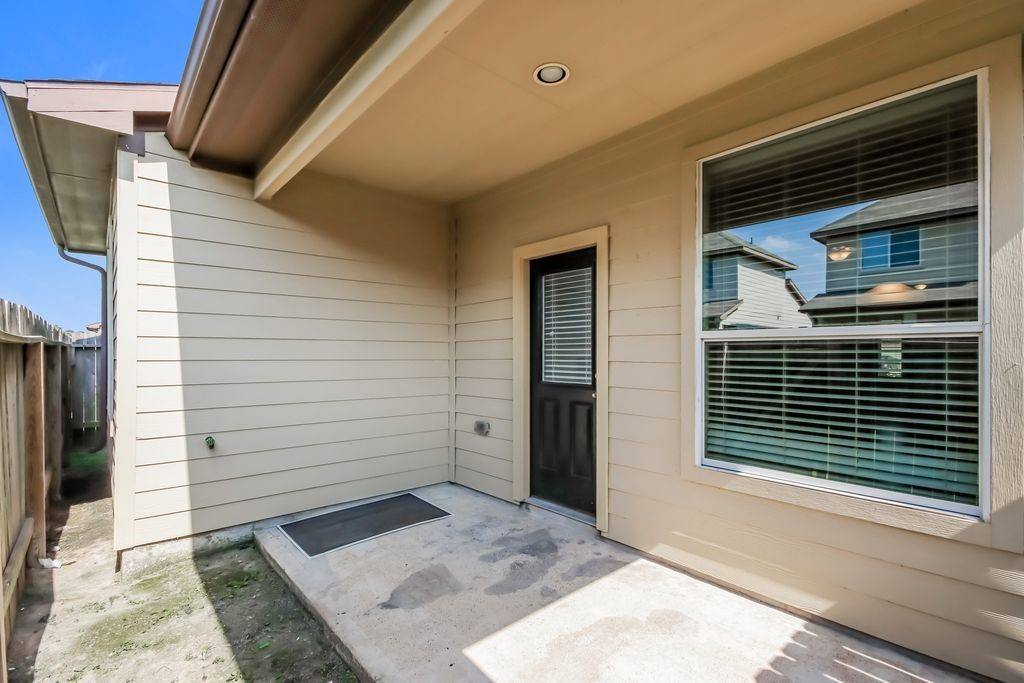 Townhouse for rent at 12227 Ghita Lane, Houston, TX 77044