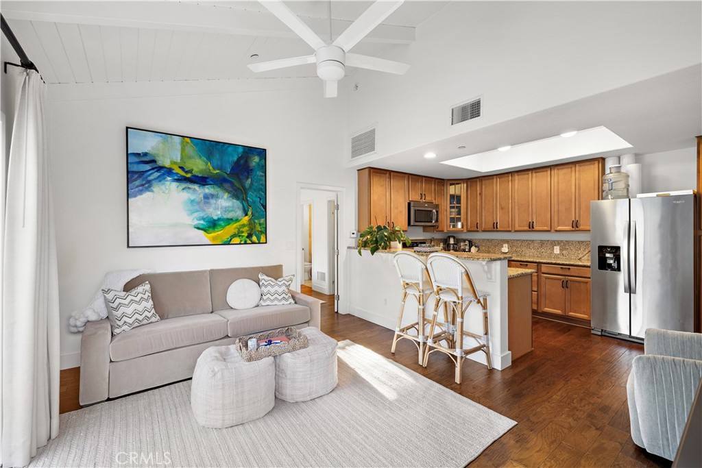 Apartment for rent at 1315 Dunning Dr #1315B, Laguna Beach, CA 92651