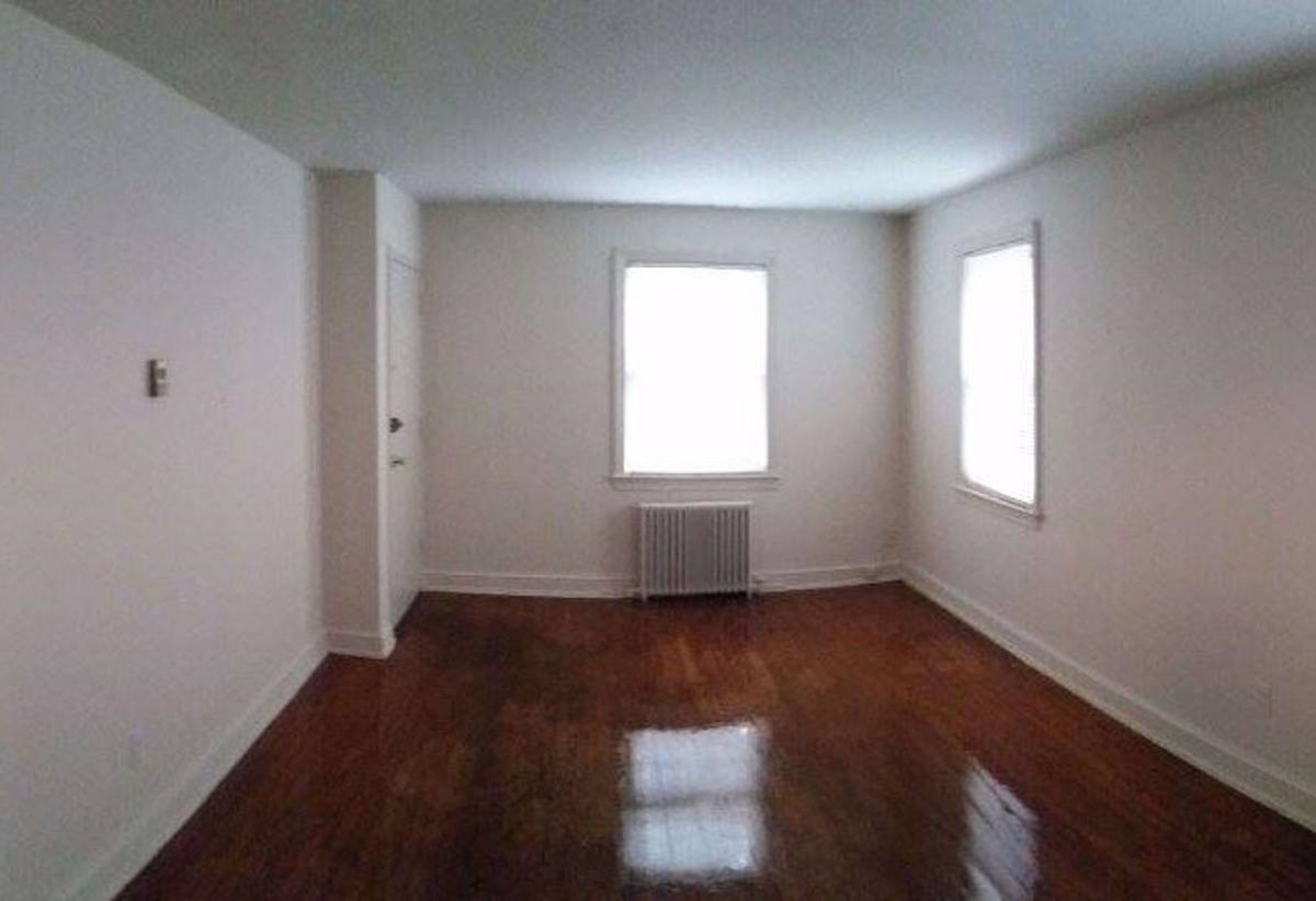 Apartment for rent at 6808-6816 Redtop Rd, Takoma Park, MD 20912
