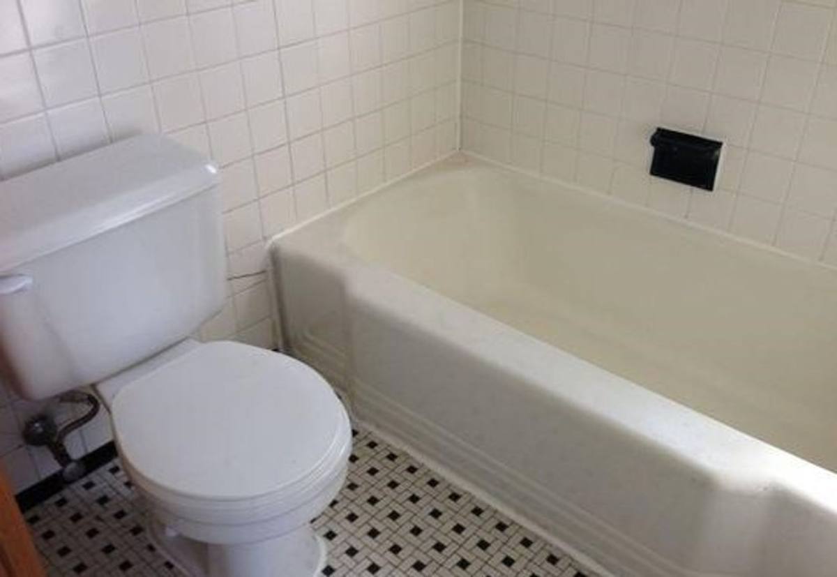 Apartment for rent at 6808-6816 Redtop Rd, Takoma Park, MD 20912