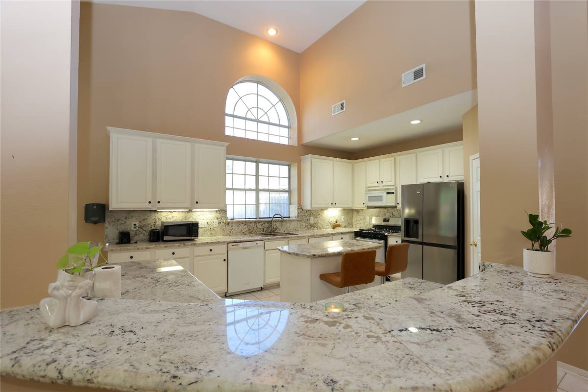 Apartment for rent at 1505 Ash Run Court, Pearland, TX 77581