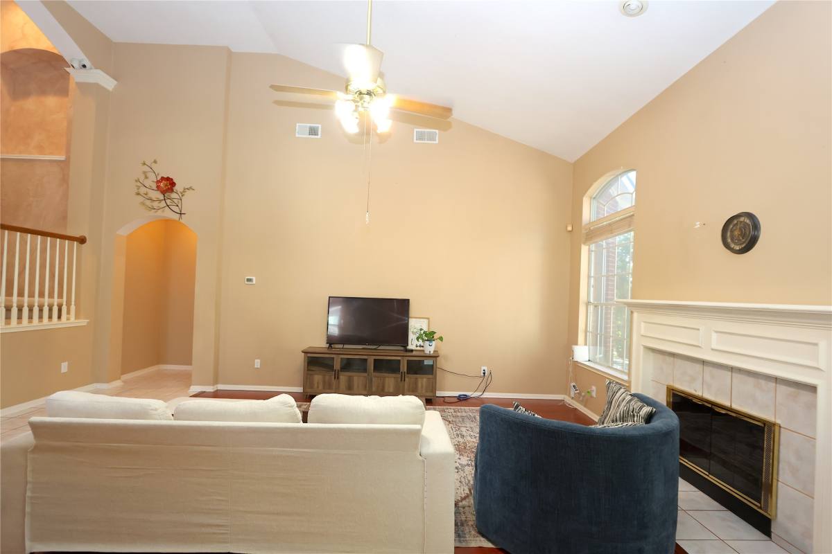Apartment for rent at 1505 Ash Run Court, Pearland, TX 77581