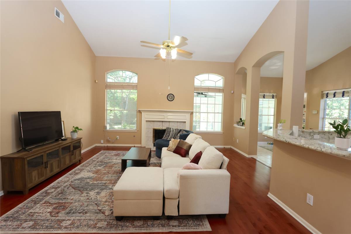 Apartment for rent at 1505 Ash Run Court, Pearland, TX 77581