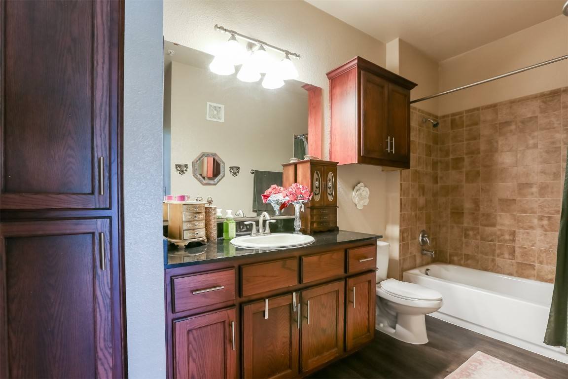 Condo for rent at 910 W 25th St #408, Austin, TX 78705