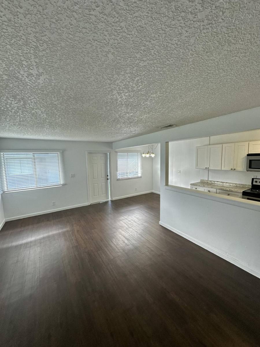 Townhouse for rent at 108 E Tiffany Dr #108-2, West Palm Beach, FL 33407