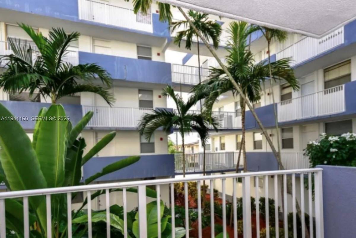 Apartment for rent at 1801 S Treasure Dr #1801212A, Miami Beach, FL 33141