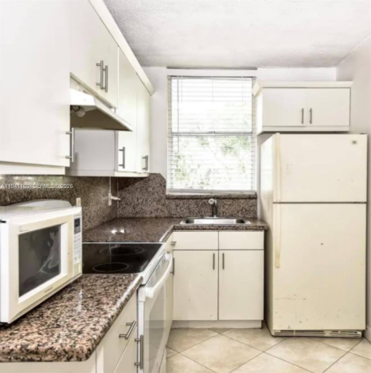 Apartment for rent at 1801 S Treasure Dr #1801212A, Miami Beach, FL 33141
