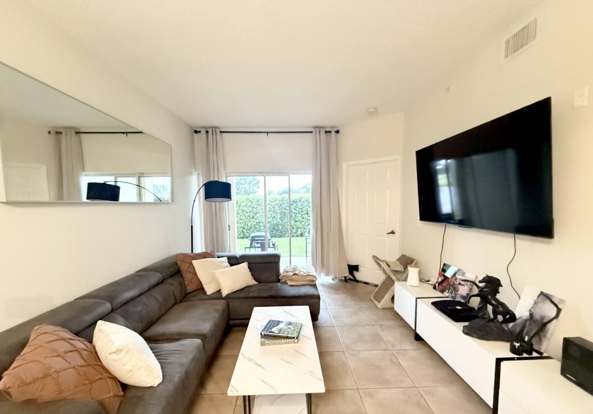 Apartment for rent at 2100 Greenview Shores Blvd #508, Wellington, FL 33414
