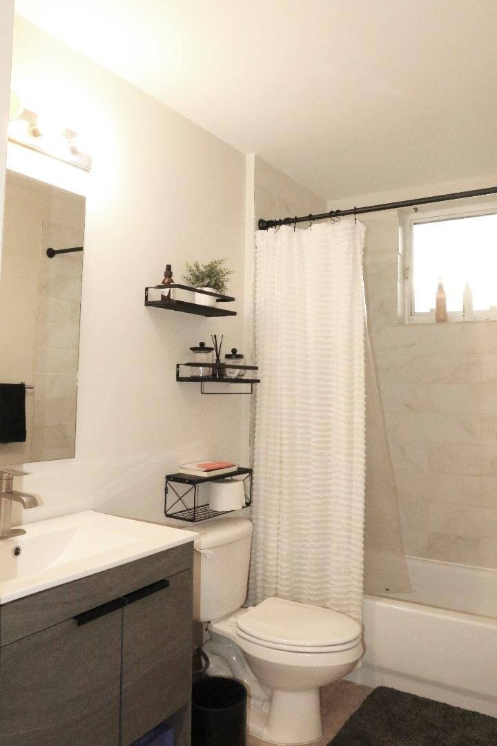 Apartment for rent at 2100 Greenview Shores Blvd #508, Wellington, FL 33414