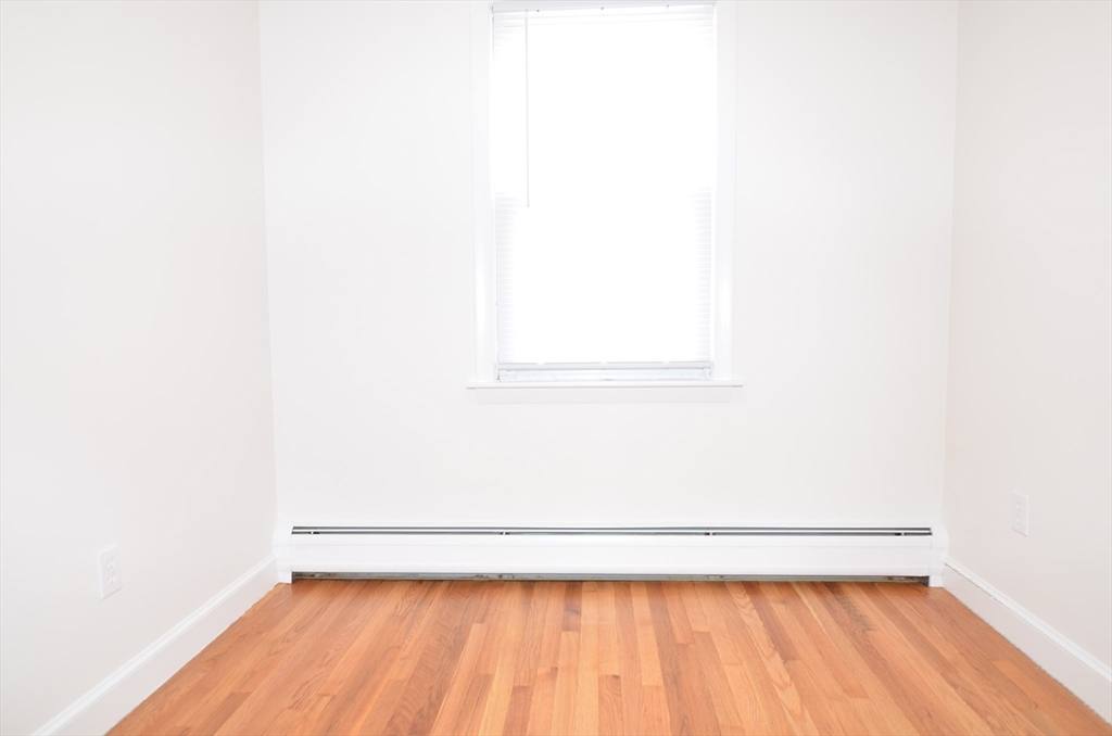 Apartment for rent at 88 Cleveland Ave #88-2, Everett, MA 02149