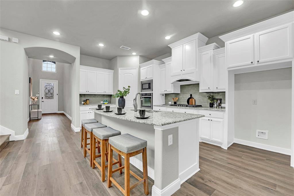 Apartment for rent at 1549 Sonnet Dr, Forney, TX 75126
