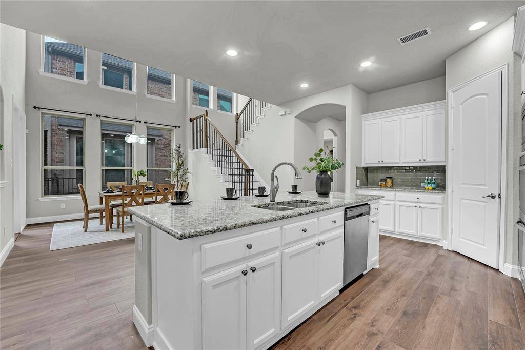 Apartment for rent at 1549 Sonnet Dr, Forney, TX 75126