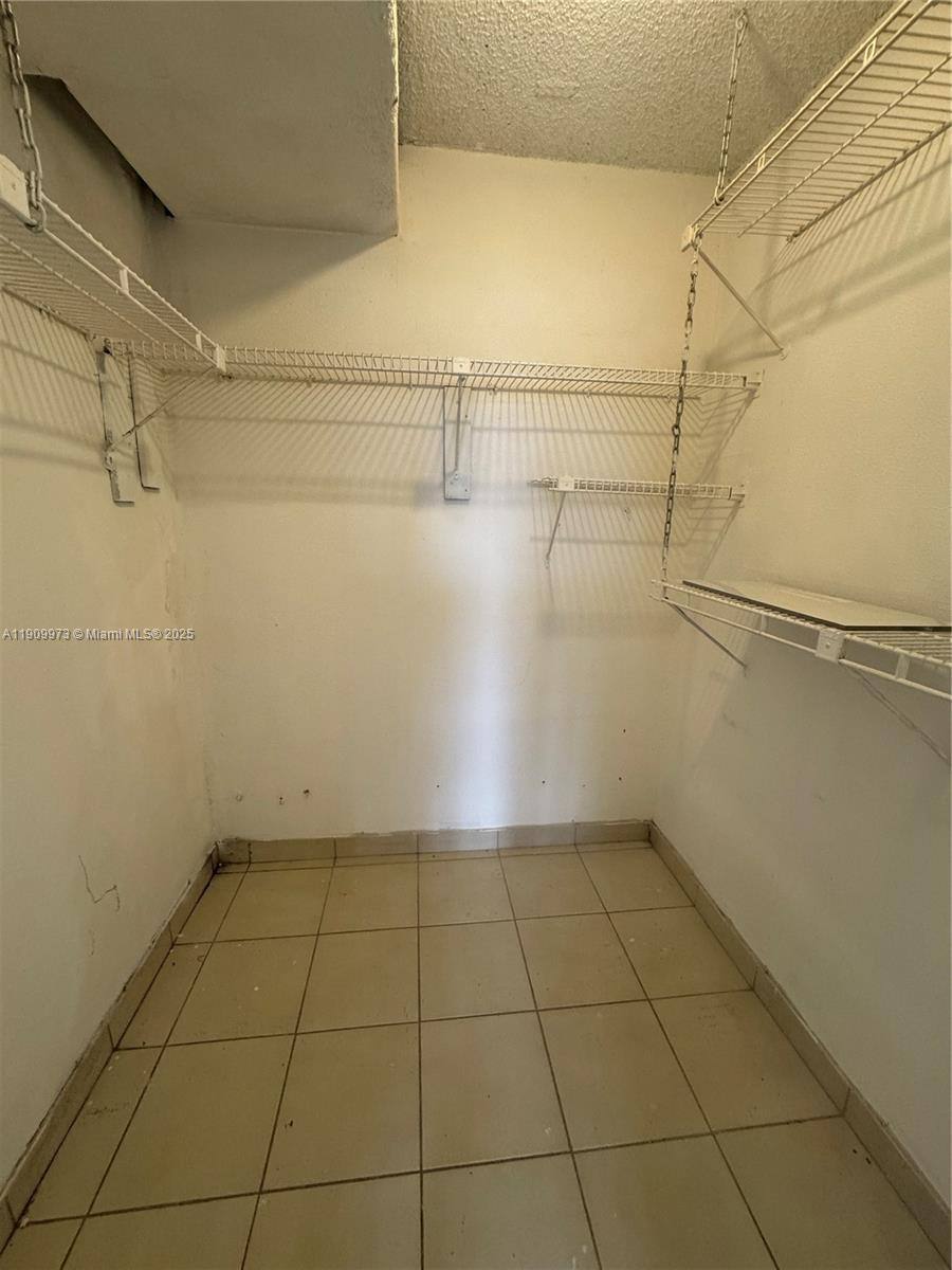 Apartment for rent at 20120 NE 2nd Ave #20120W27, Miami, FL 33179