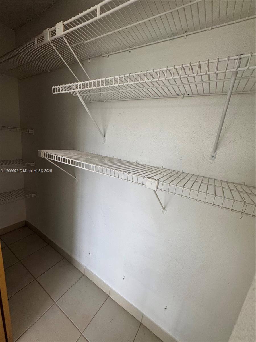 Apartment for rent at 20120 NE 2nd Ave #20120W27, Miami, FL 33179