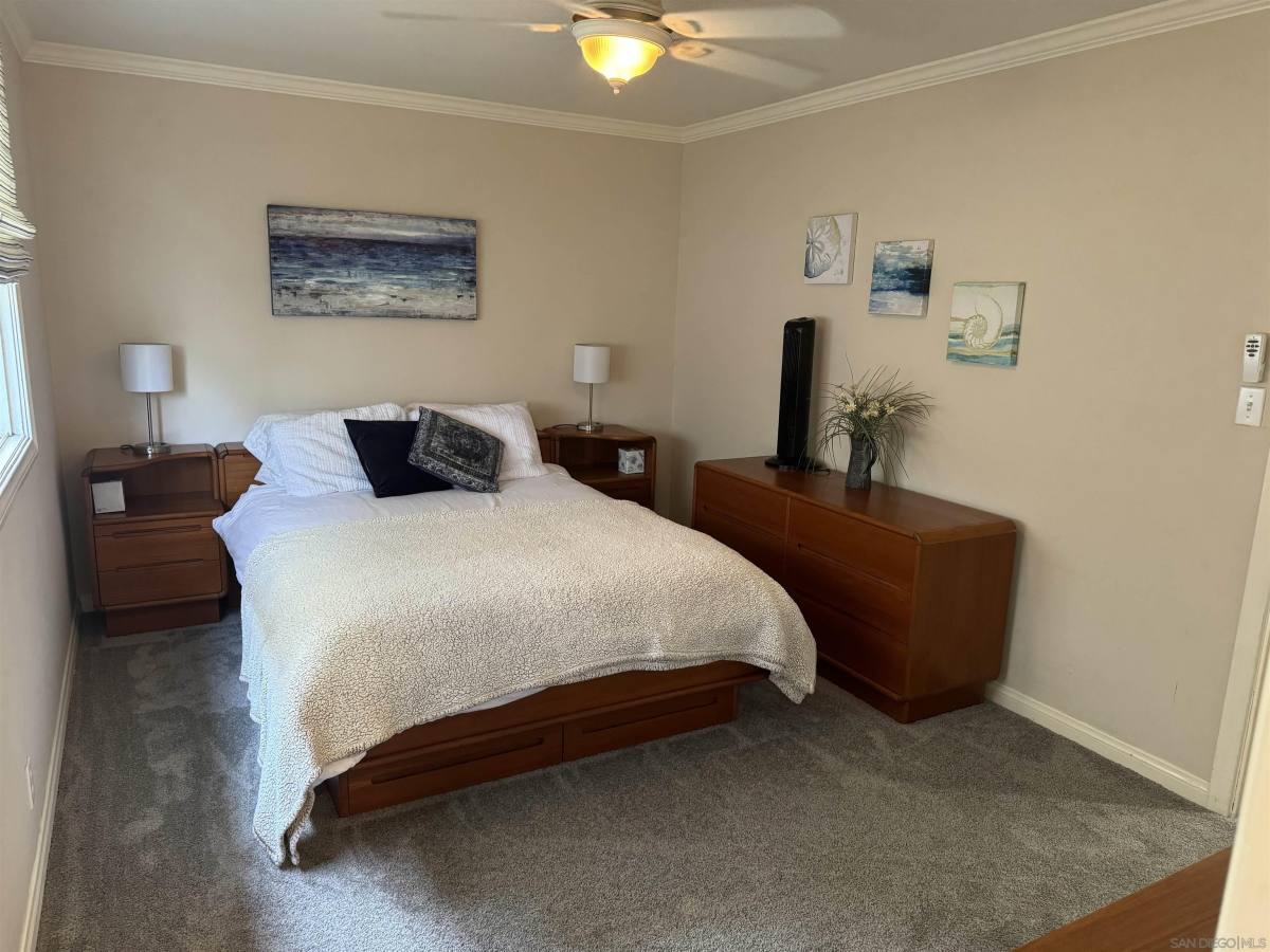 Apartment for rent at 215 Bonair St #215-8, La Jolla, CA 92037