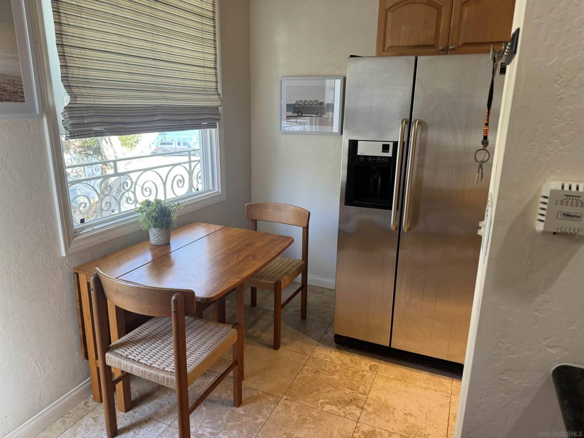Apartment for rent at 215 Bonair St #215-8, La Jolla, CA 92037
