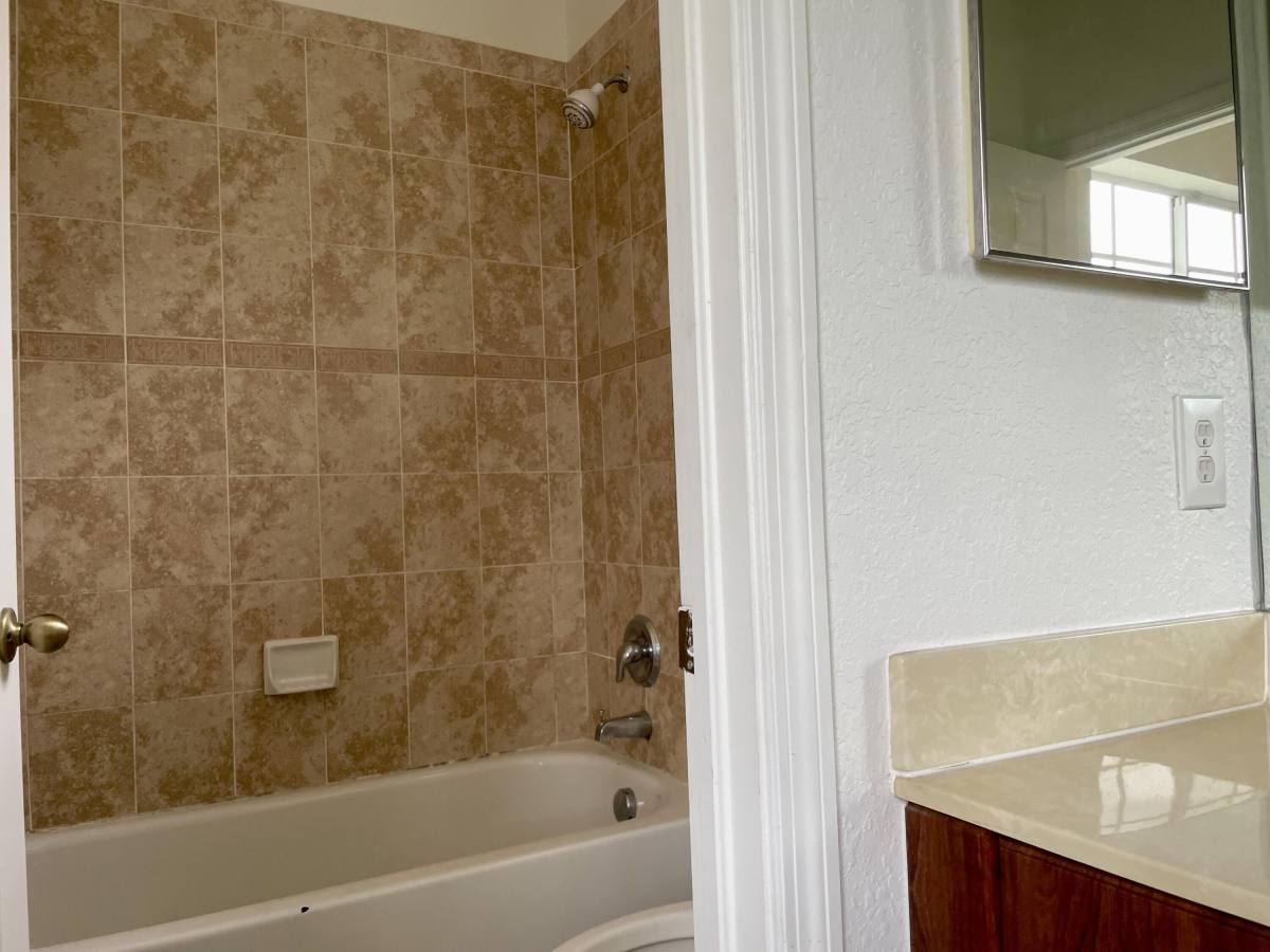 Apartment for rent at 5155 SE Mariner Garden Circle, Stuart, FL 34997