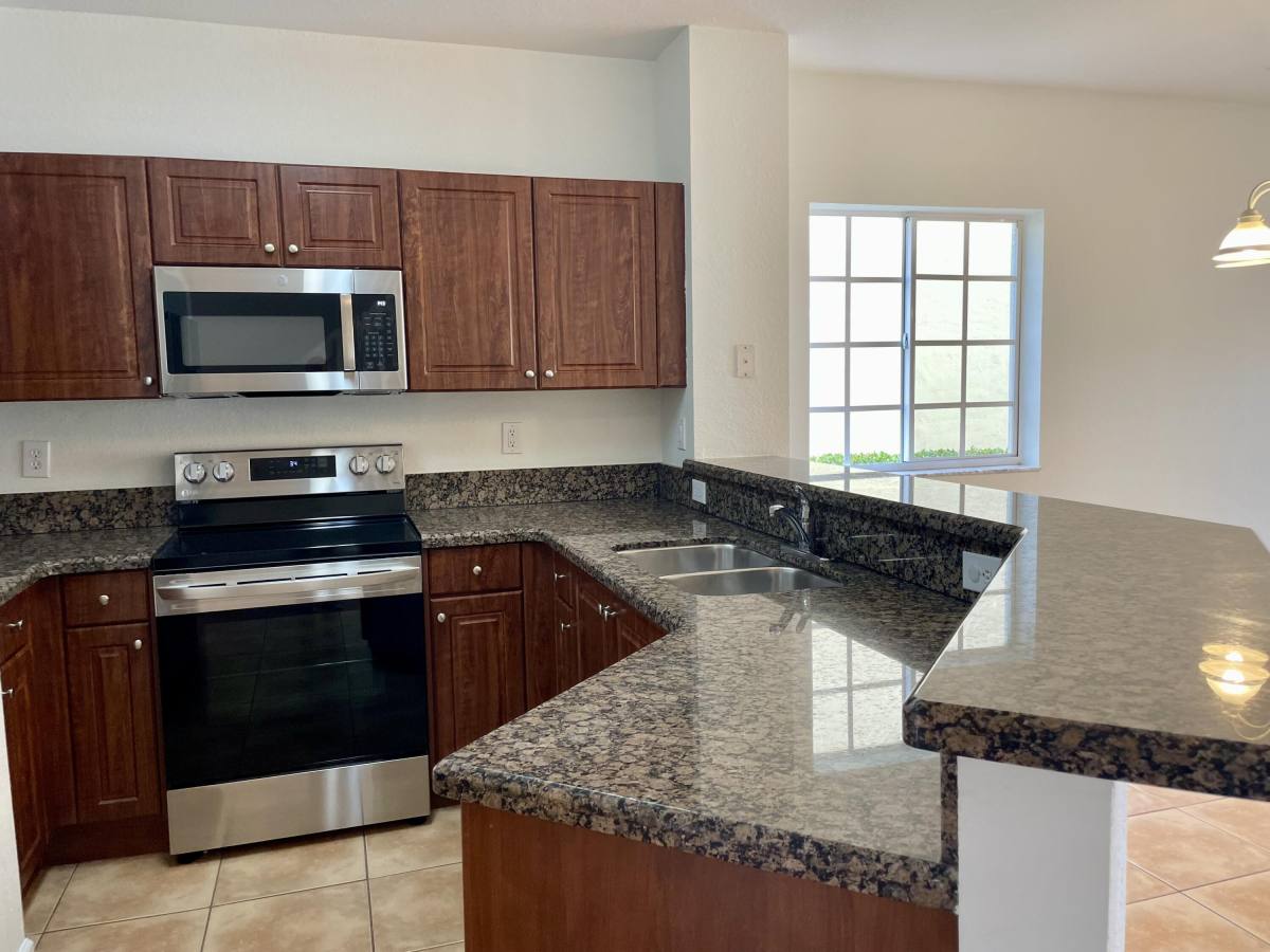 Apartment for rent at 5155 SE Mariner Garden Circle, Stuart, FL 34997